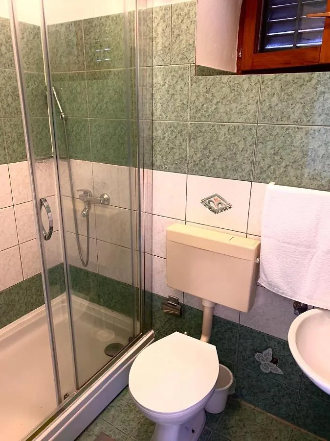 Apatrmani Tuta Kukljica Apartment