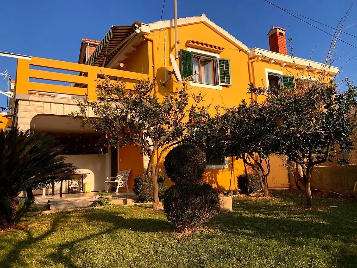 Apatrmani Tuta Kukljica Apartment Croatia