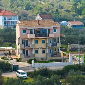  Apartman Sipina 1